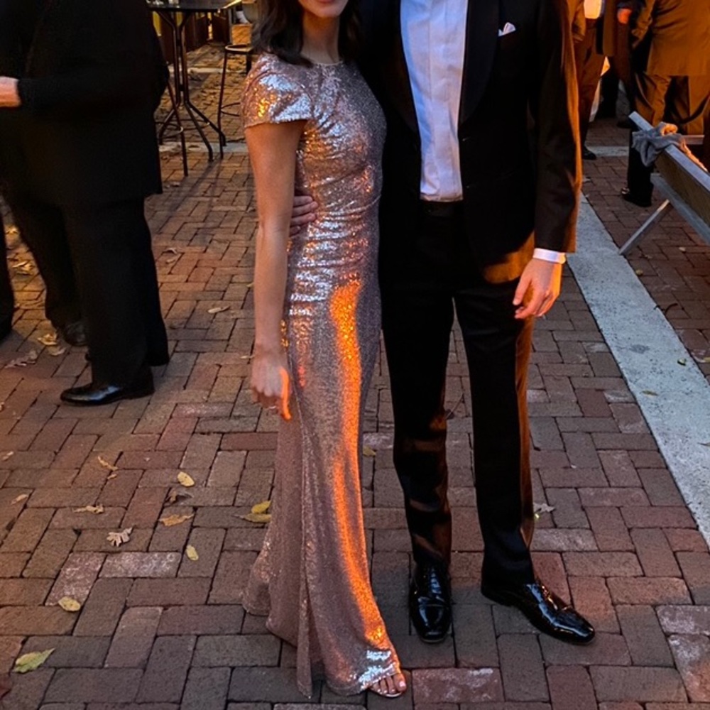 Rose gold sequin gown - Picture 6 of 6